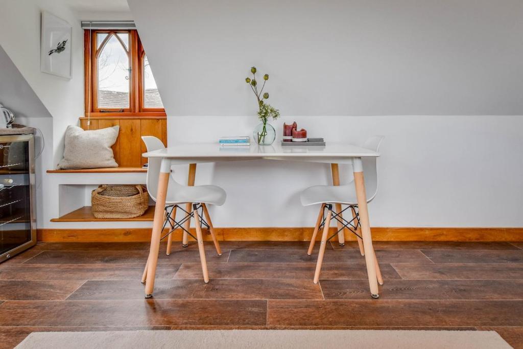 Appartamento The Lookout At Cloatley Meadow Hankerton Esterno foto