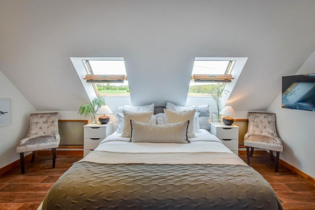 Appartamento The Lookout At Cloatley Meadow Hankerton Esterno foto