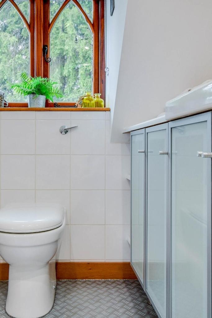 Appartamento The Lookout At Cloatley Meadow Hankerton Esterno foto